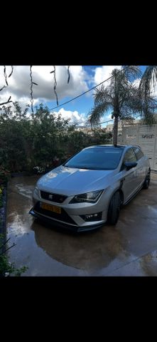 סיאט לאון