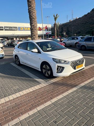 יונדאי איוניק