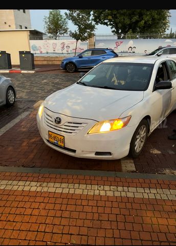 טויוטה קאמרי
