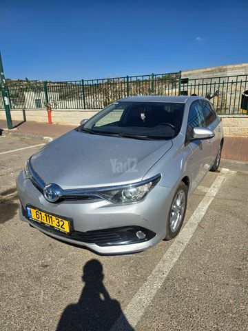 טויוטה אוריס