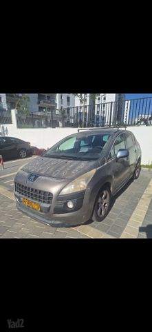 פיג'ו 3008