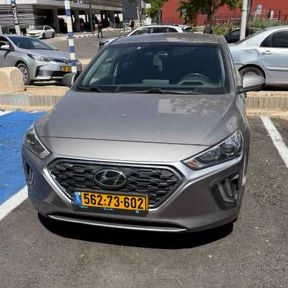יונדאי איוניק