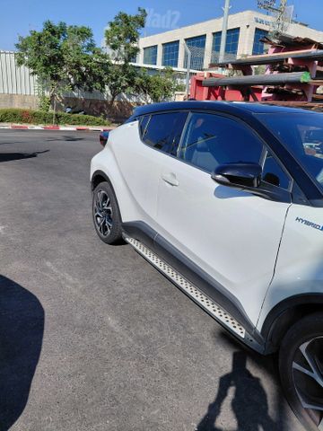 C-HR Style-P היברידי אוט׳ 1.8 (122 כ״ס)