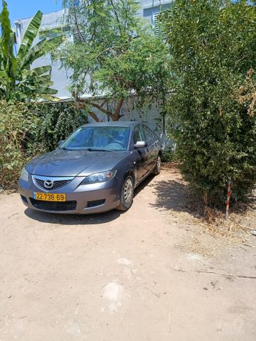 מודעת רכב מאזדה 3