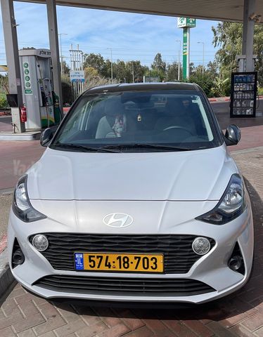 יונדאי i10