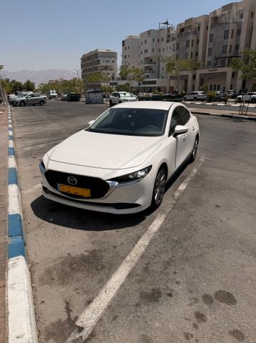 מאזדה 3