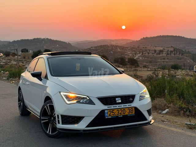 מודעת רכב סיאט לאון