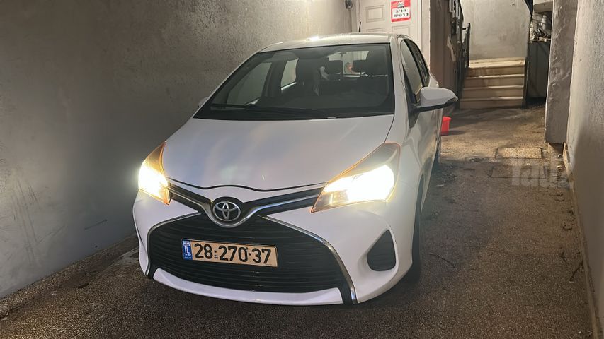 מודעת רכב טויוטה יאריס