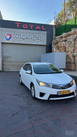 טויוטה קורולה