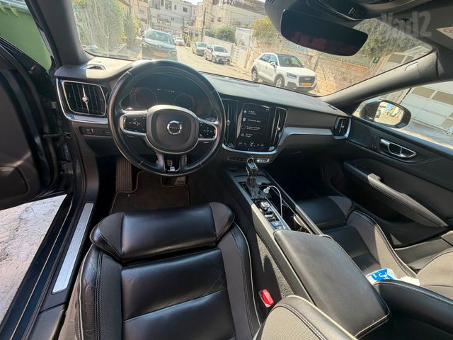 וולוו S60