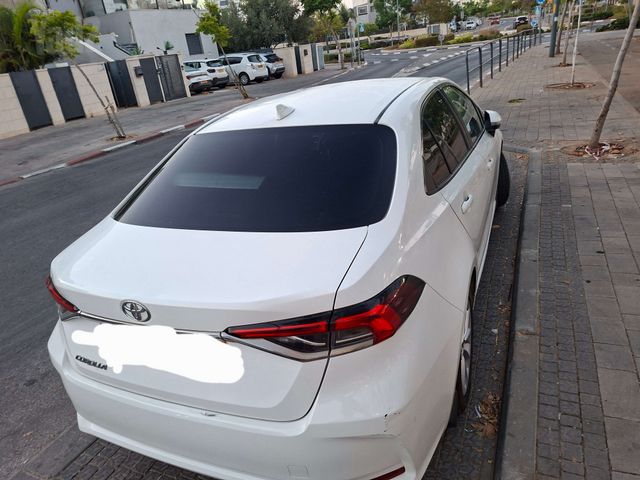 טויוטה קורולה