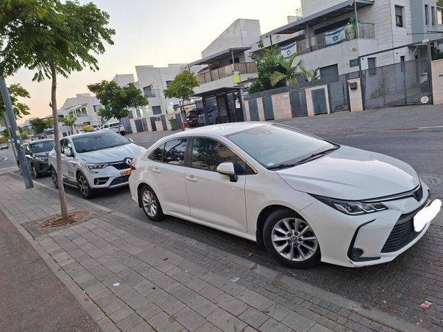 טויוטה קורולה