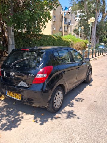 יונדאי i20