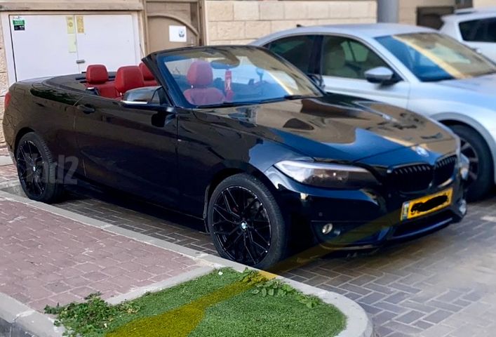 מודעת רכב ב מ וו סדרה 2