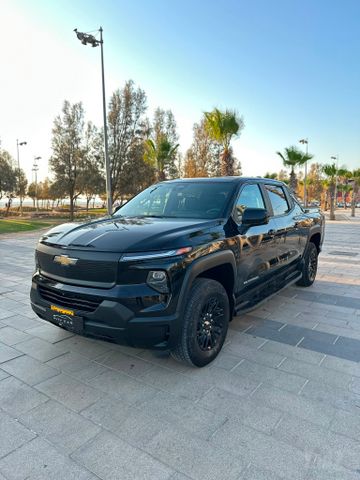 מודעת רכב שברולט סילברדו EV