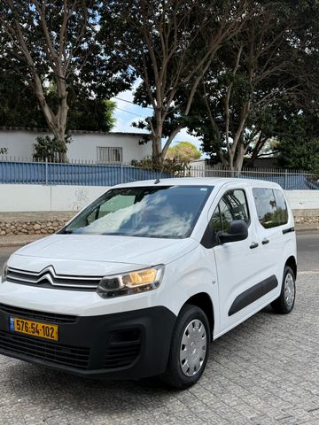 מודעת רכב סיטרואן ברלינגו 