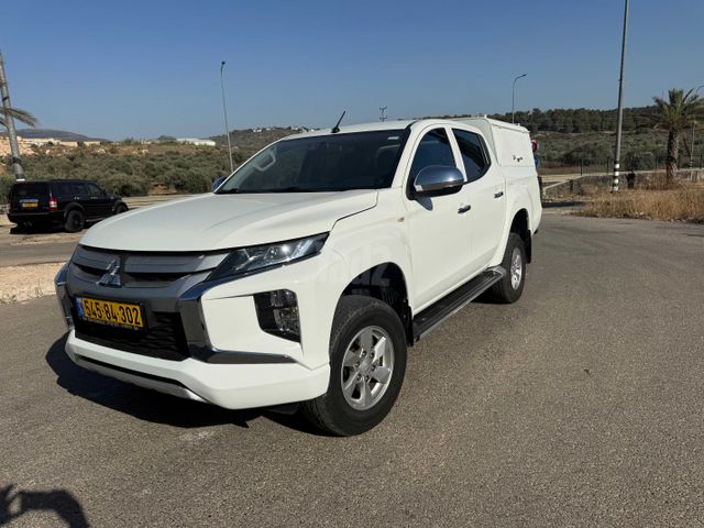 מודעת רכב מיצובישי טרייטון / L200