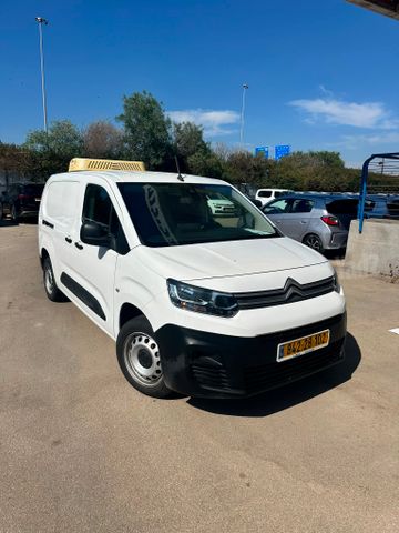 מודעת רכב סיטרואן ברלינגו