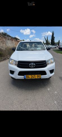 מודעת רכב טויוטה היילקס