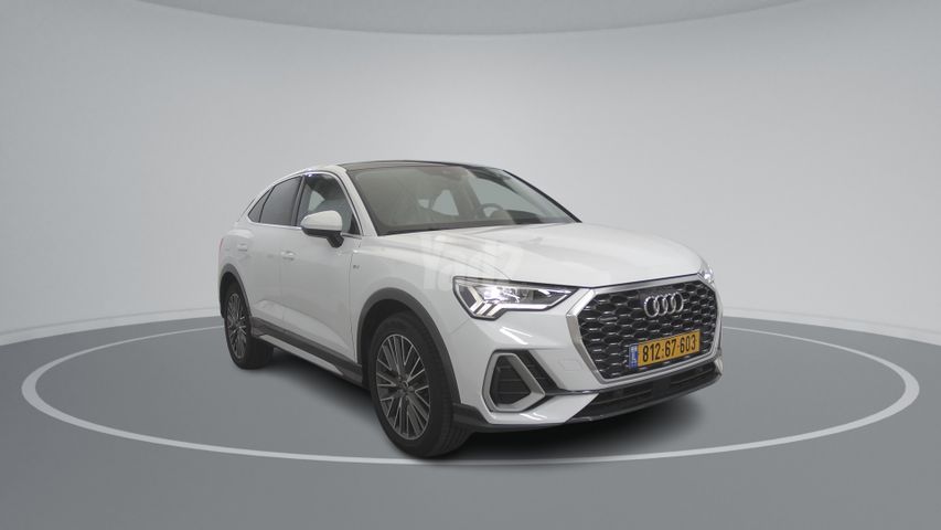 אאודי Q3