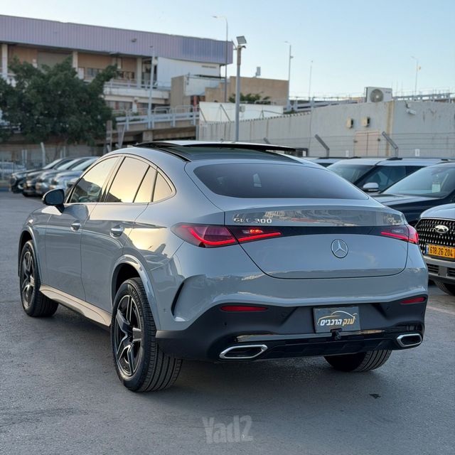 מרצדס-בנץ GLC קופה