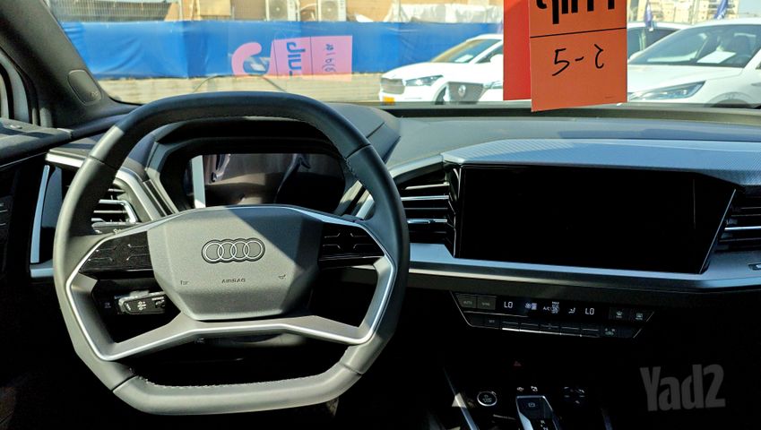 אאודי Q4 e-tron