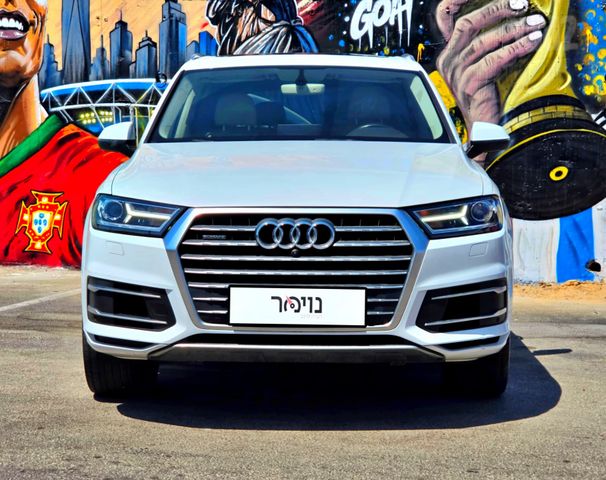אאודי Q7