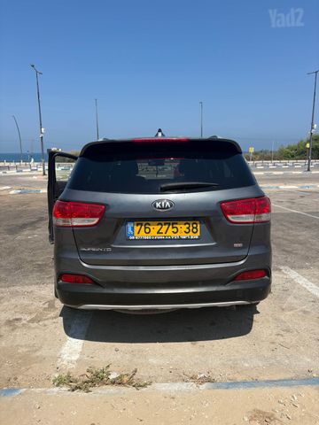 קיה סורנטו