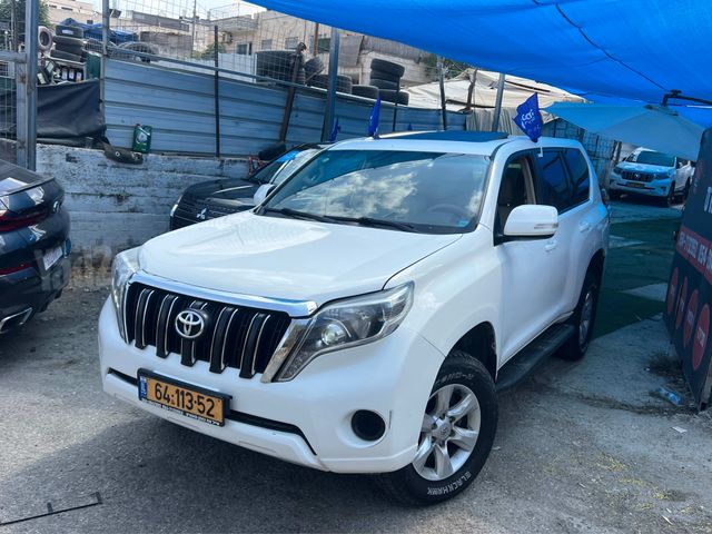 מודעת רכב טויוטה לנד קרוזר