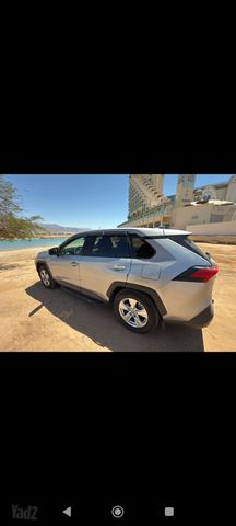 טויוטה RAV4