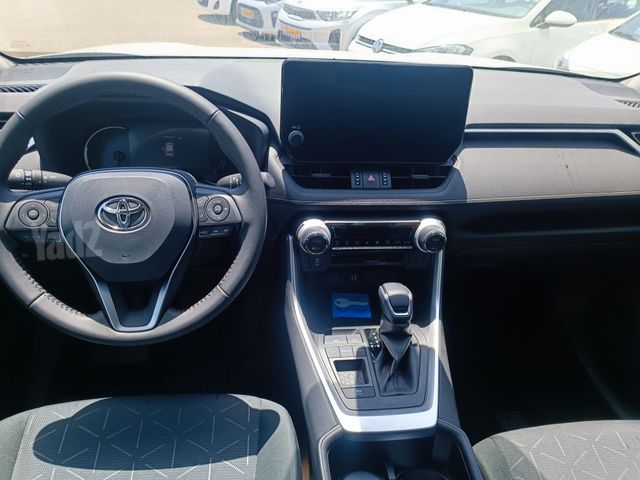 טויוטה RAV4