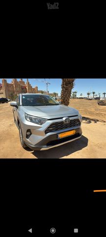 מודעת רכב טויוטה RAV4