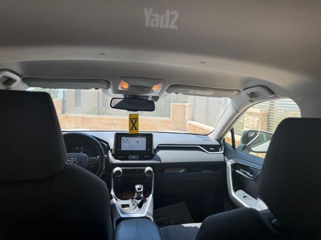 טויוטה RAV4