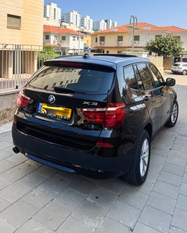 ב מ וו X3