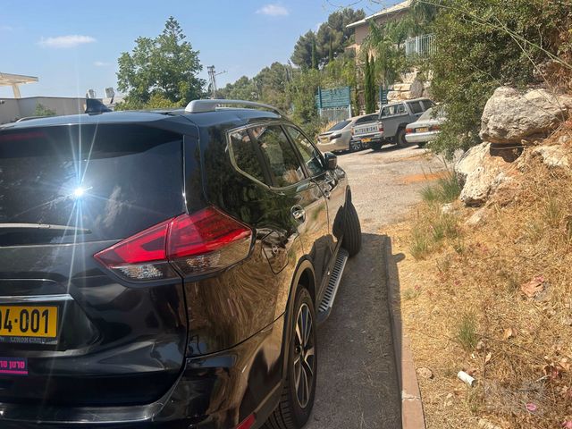 ניסאן אקס טרייל
