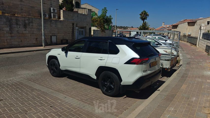 טויוטה RAV4