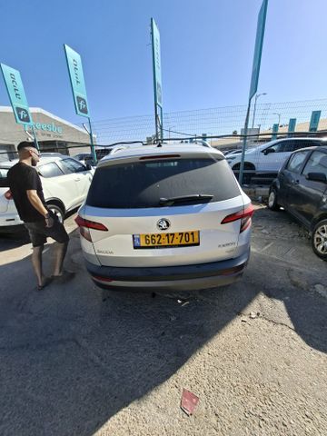 סקודה קארוק