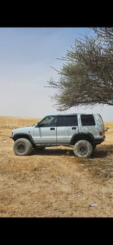 איסוזו טרופר