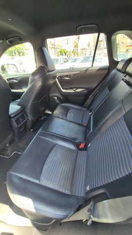 טויוטה RAV4