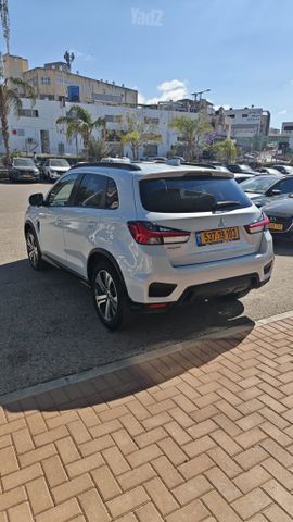 מיצובישי ASX