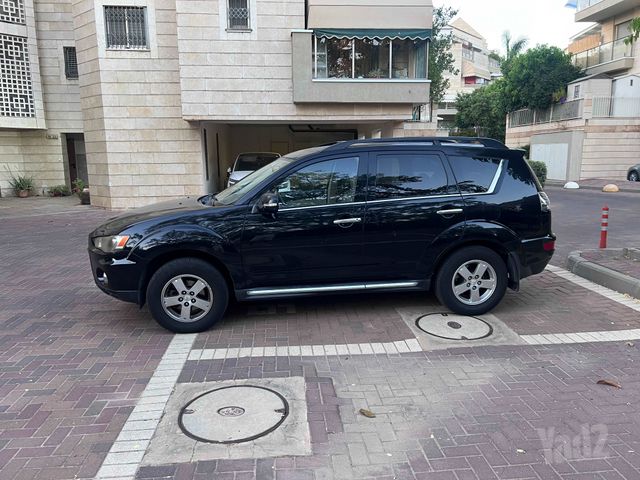 מיצובישי אאוטלנדר