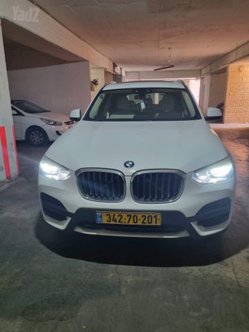 ב מ וו X3