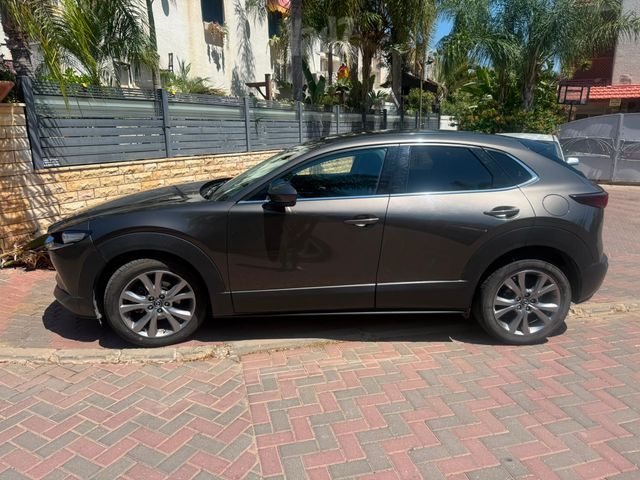 מאזדה CX-30
