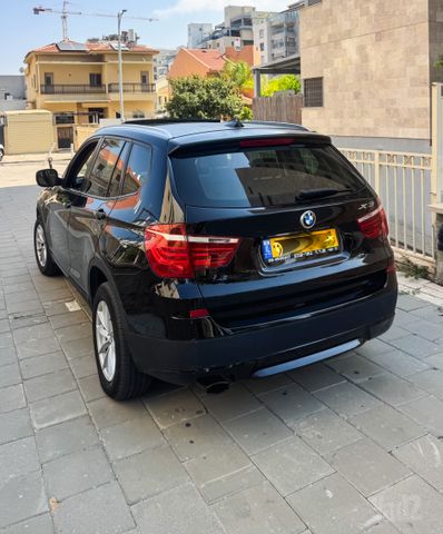 ב מ וו X3