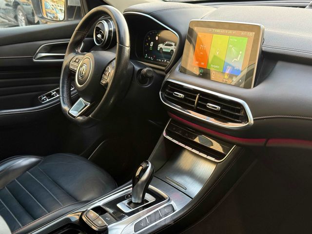אם ג'י EHS PHEV