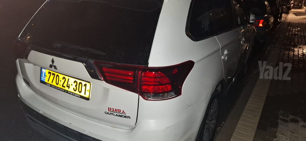 מיצובישי אאוטלנדר