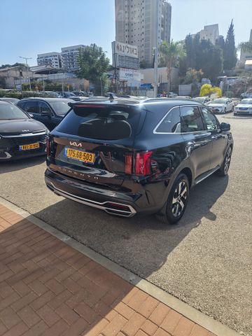 קיה סורנטו
