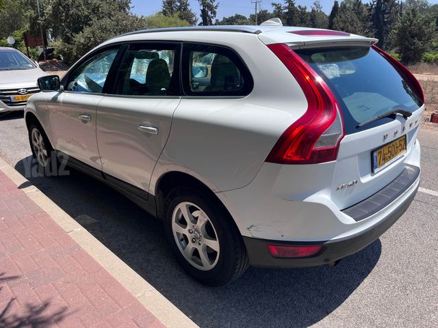 וולוו XC60
