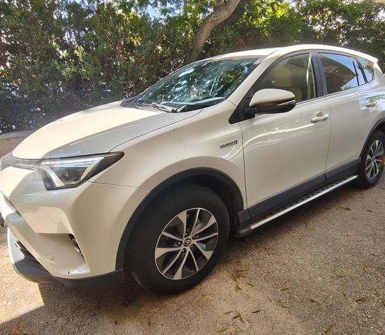 RAV4 Limited היברידי אוט׳ 2.5 (155 כ״ס)