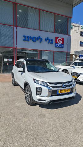 מודעת רכב מיצובישי ASX